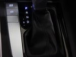 2025 Elantra Thumbnail 16