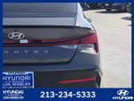 2025 Elantra Thumbnail 13