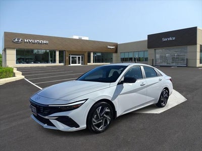2025 Hyundai Elantra SEL Sport 4DR Sedan