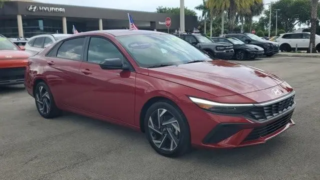 2025 Hyundai ELANTRA SEL Sport