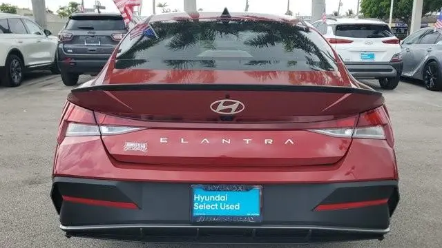 2025 Hyundai ELANTRA SEL Sport
