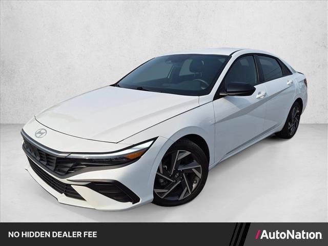 2025 Hyundai Elantra - $21,372