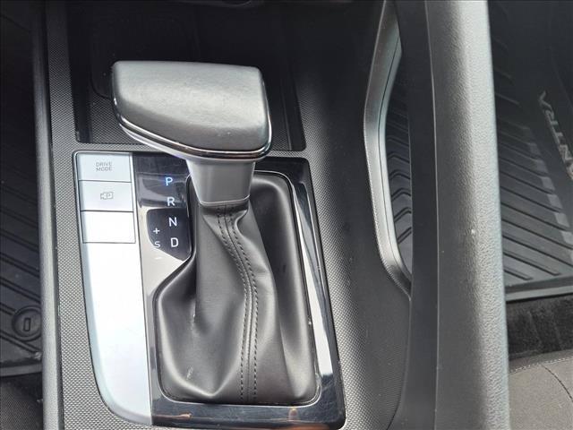 2025 Hyundai Elantra - $21,372