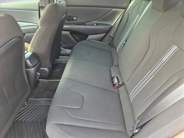 2025 Hyundai Elantra - $21,372