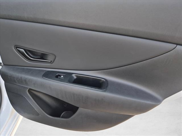 2025 Hyundai Elantra - $21,372