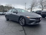2025 Elantra Thumbnail 4