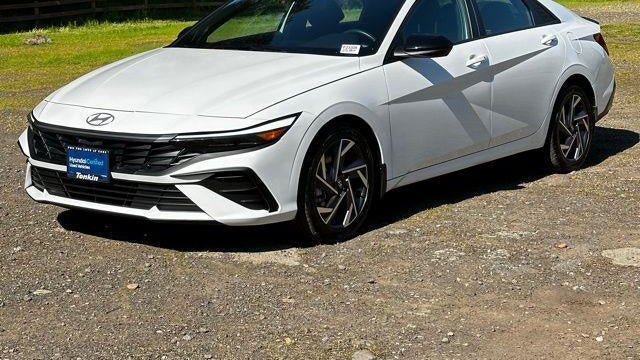 2025 Hyundai ELANTRA SEL Sport