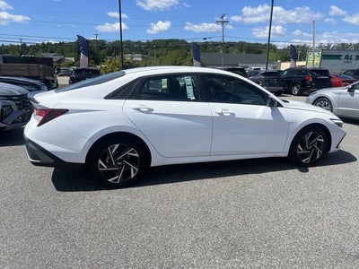 2025 Hyundai Elantra SEL Sport 4DR Sedan