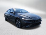2025 Elantra Thumbnail 2
