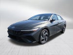 2025 Elantra Thumbnail 4