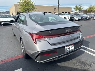 2025 Hyundai Elantra SEL Sport 4DR Sedan