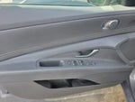 2025 Elantra Thumbnail 18
