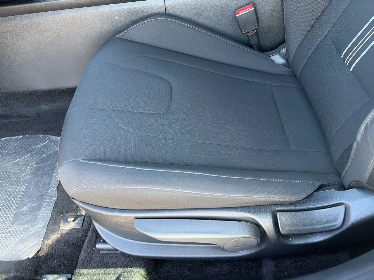 2025 Hyundai Elantra - $20,987