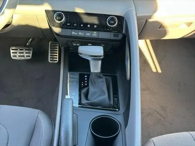 2026 Hyundai Elantra - $22,677