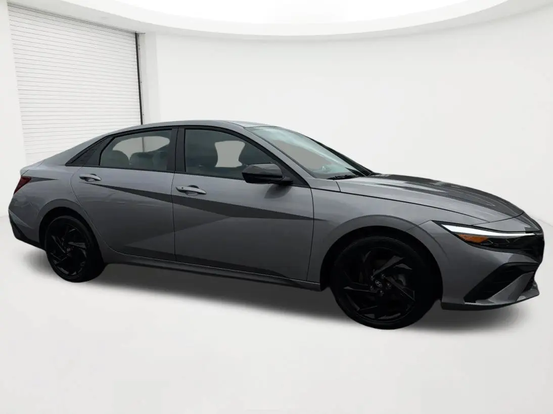2026 Hyundai Elantra - $21,780