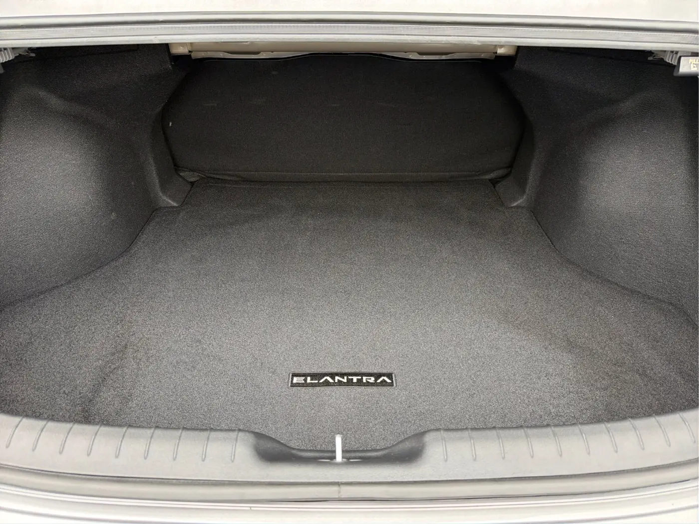 2026 Hyundai Elantra - $21,780
