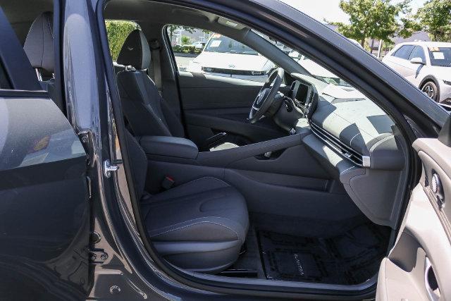 2026 Hyundai Elantra - $21,300