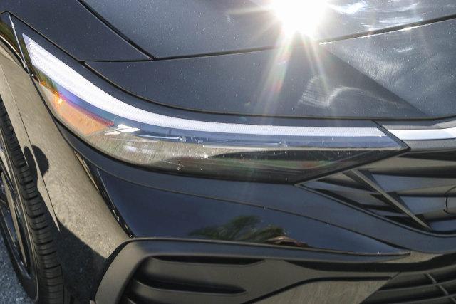 2026 Hyundai Elantra - $21,000