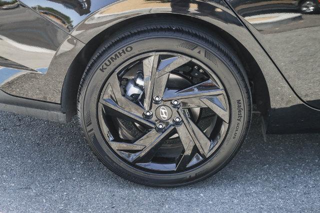 2026 Hyundai Elantra - $21,000