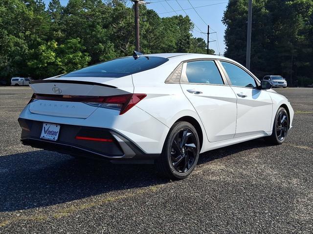 2026 Hyundai Elantra - $23,761