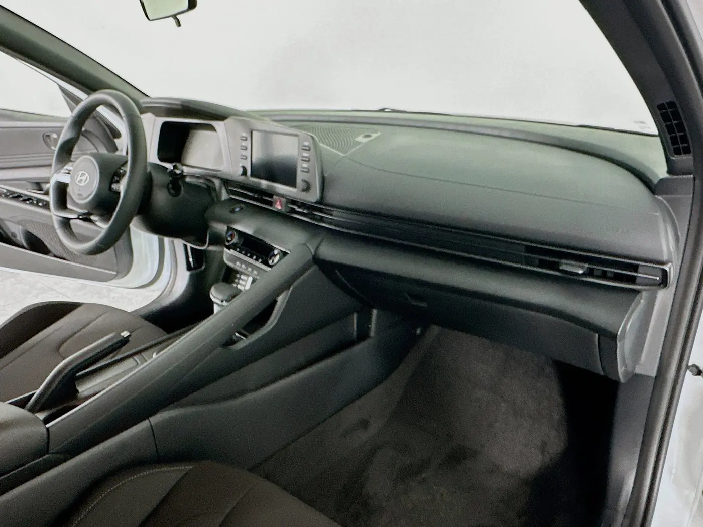 2026 Hyundai Elantra - $21,936