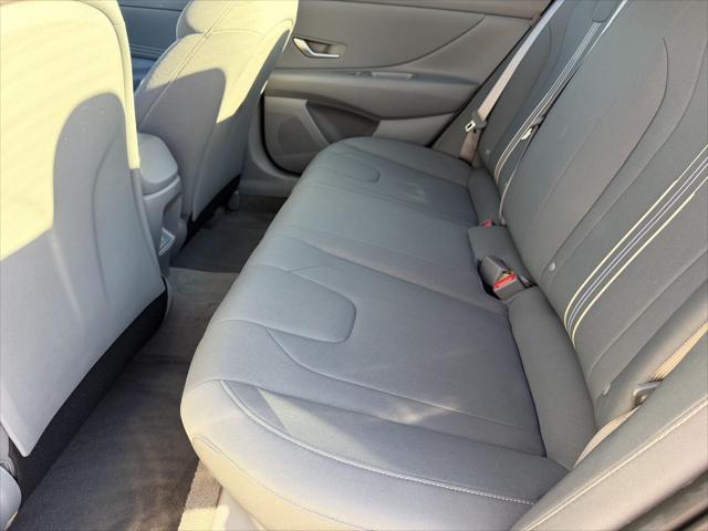 2026 Hyundai Elantra - $22,077