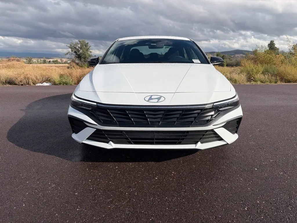 2026 Hyundai Elantra - $23,714