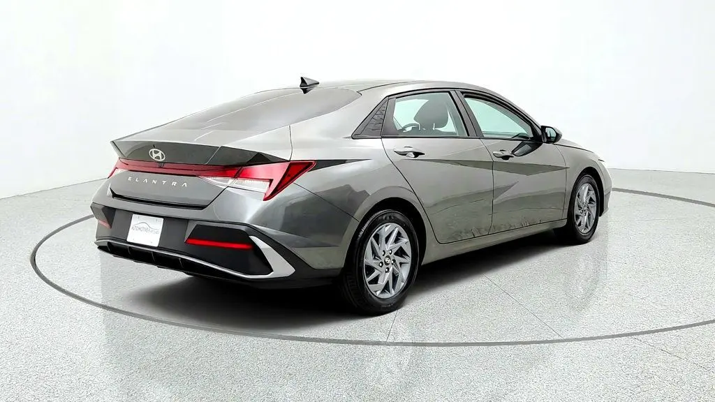 2024 Hyundai Elantra - $13,995