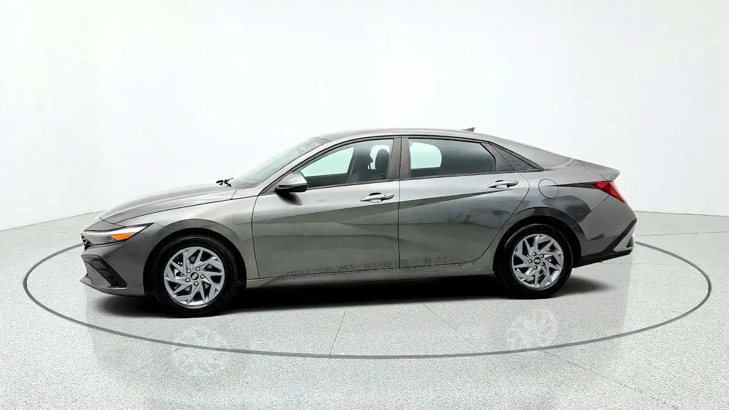 2024 Hyundai Elantra - $13,995