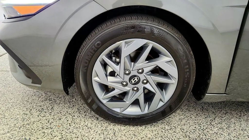 2024 Hyundai Elantra - $13,995