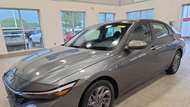 Preowned 2024 Hyundai ELANTRA SEL for Sale