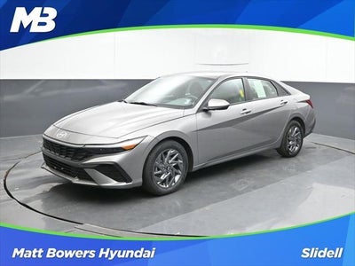 2024 Hyundai Elantra SEL 4DR Sedan
