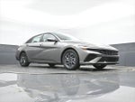 2024 Elantra Thumbnail 42