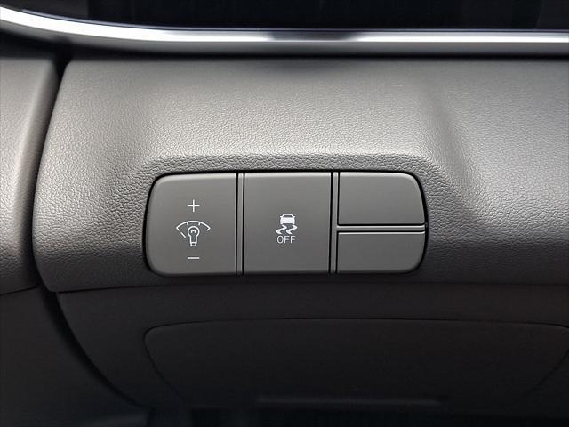 2024 Hyundai Elantra - $20,990