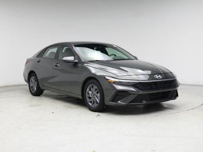 2024 Hyundai Elantra SEL 4DR Sedan