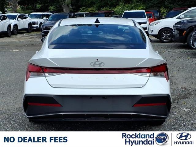 2024 Hyundai Elantra - $18,288