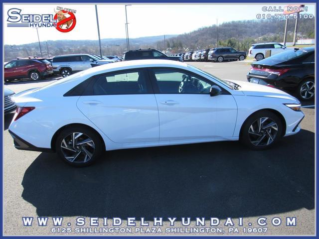 2025 Hyundai Elantra - $22,069
