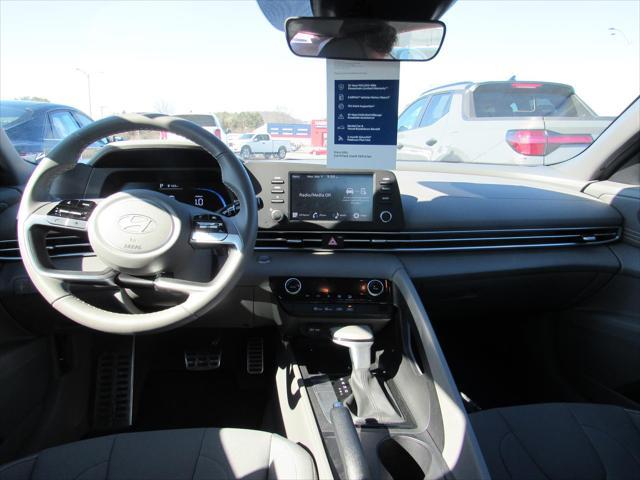 2025 Hyundai Elantra - $22,069