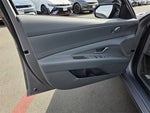 2025 Elantra Thumbnail 17