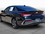 2025 Elantra Thumbnail 12