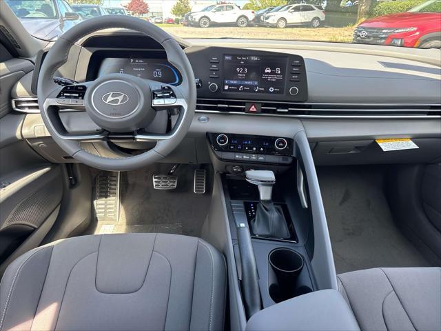 2025 Hyundai Elantra - $23,795