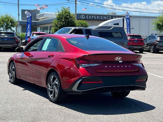 2025 Hyundai Elantra - $21,995