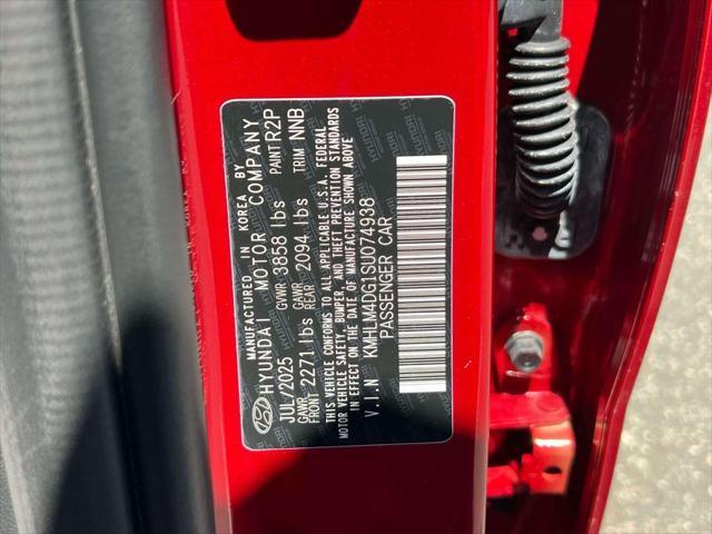 2025 Hyundai Elantra - $21,995