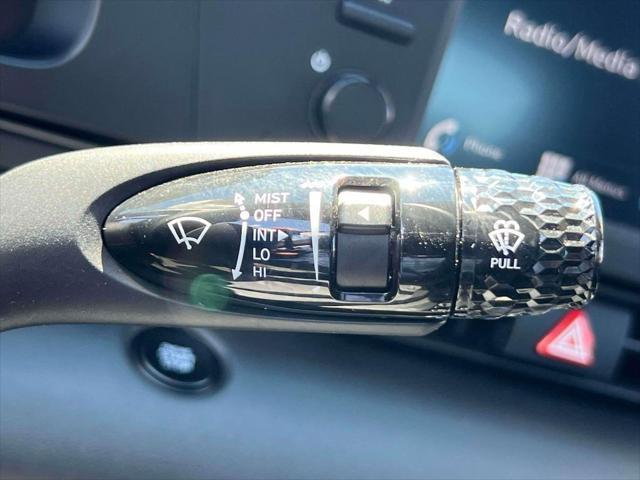2025 Hyundai Elantra - $21,995
