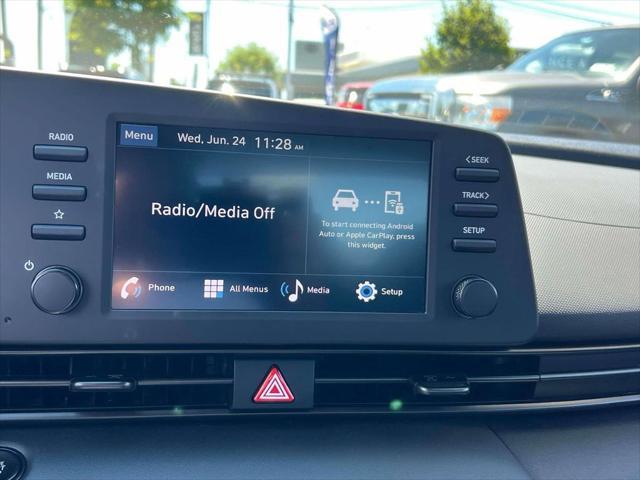 2025 Hyundai Elantra - $21,995
