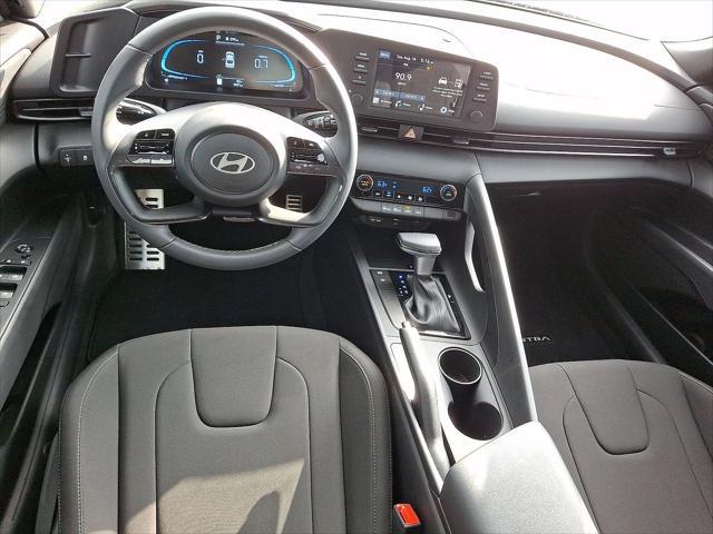 2025 Hyundai Elantra - $22,761