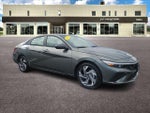 2025 Elantra Thumbnail 1