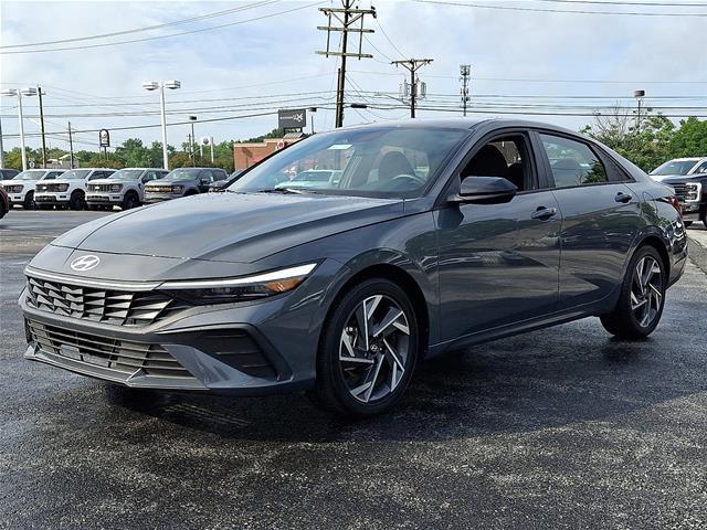 2025 Hyundai Elantra - $20,190