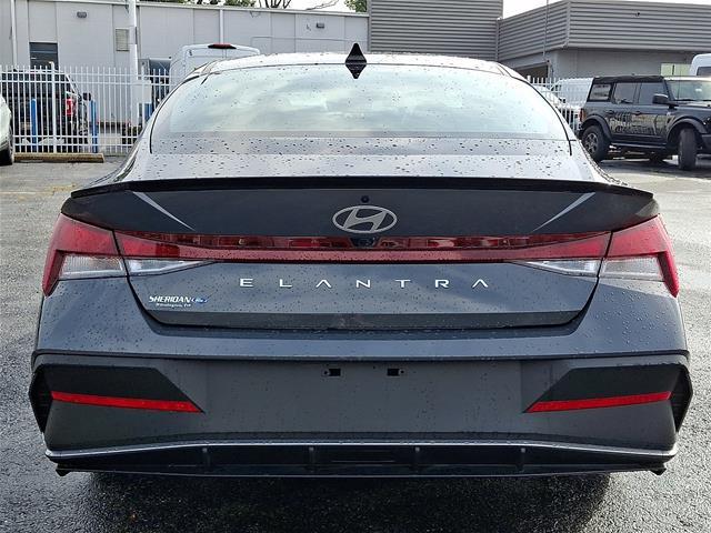 2025 Hyundai Elantra - $20,190