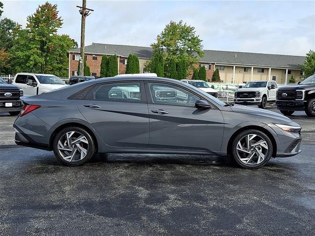 2025 Hyundai Elantra - $20,190